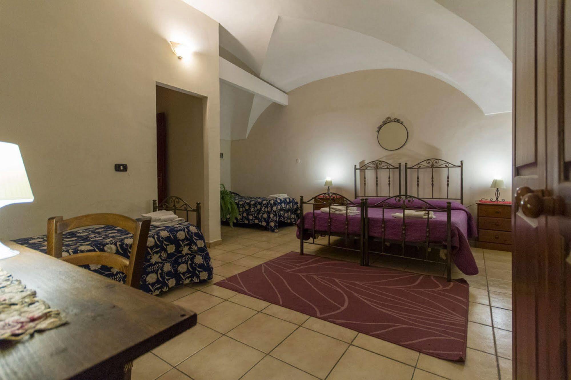 Albatro Rooms CTA Exterior foto