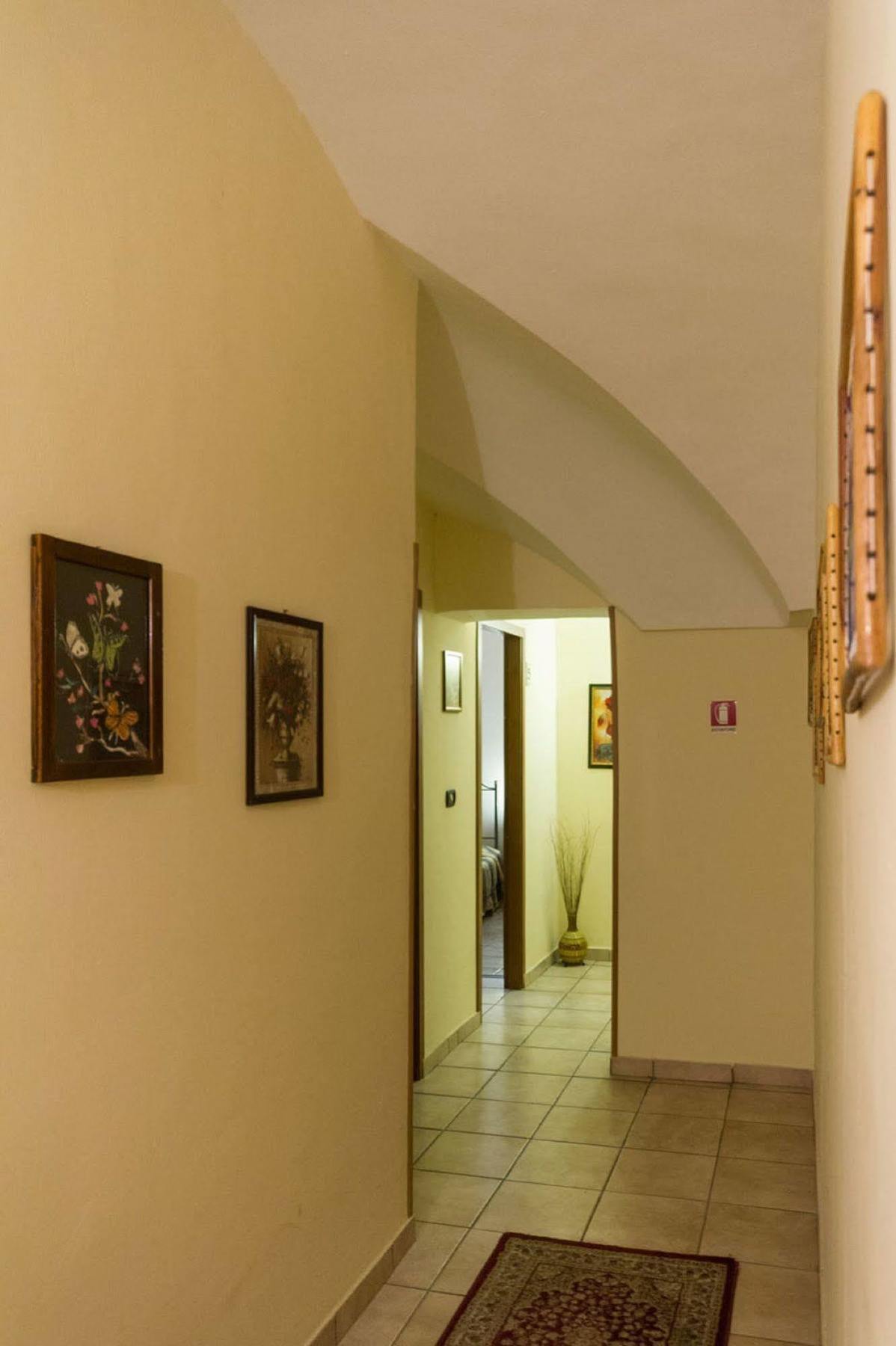 Albatro Rooms CTA Exterior foto